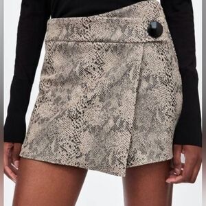 Zara Snake Print Mini Skirt Size Small